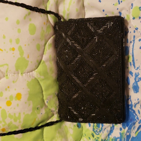 Black beaded evening purse magnetic closure and beaded strap. Perfect, no flaws. - Picture 1 of 1